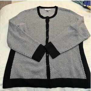 Croft & Barrow NWOT Black, White and Gray Cardigan Size Large Petite